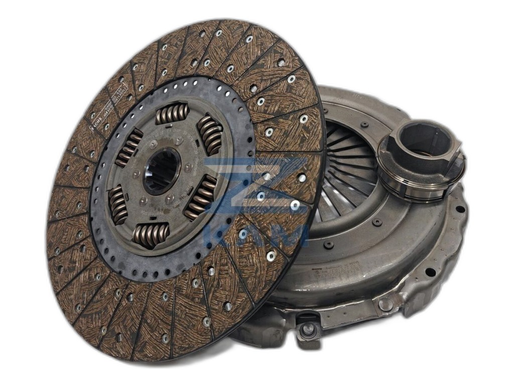 Комплект сцепления КАМАЗ 4308, 43253, 43255 дв.Cummins 6ISBe 185, 210, С КПП ZF 6S1000, к-т=корзина 3482 000 474 (ТМ395 090 000 474)+ведомый диск 1878 004 094 (ТМ395 130 004 094)+подшипник с муфтой ТМ3151 000 419 Тюменские Моторостроители, г. Тюмень, артикул К-Т СЦЕПЛЕНИЯ КАМАЗ 4308 — фото автозапчасти