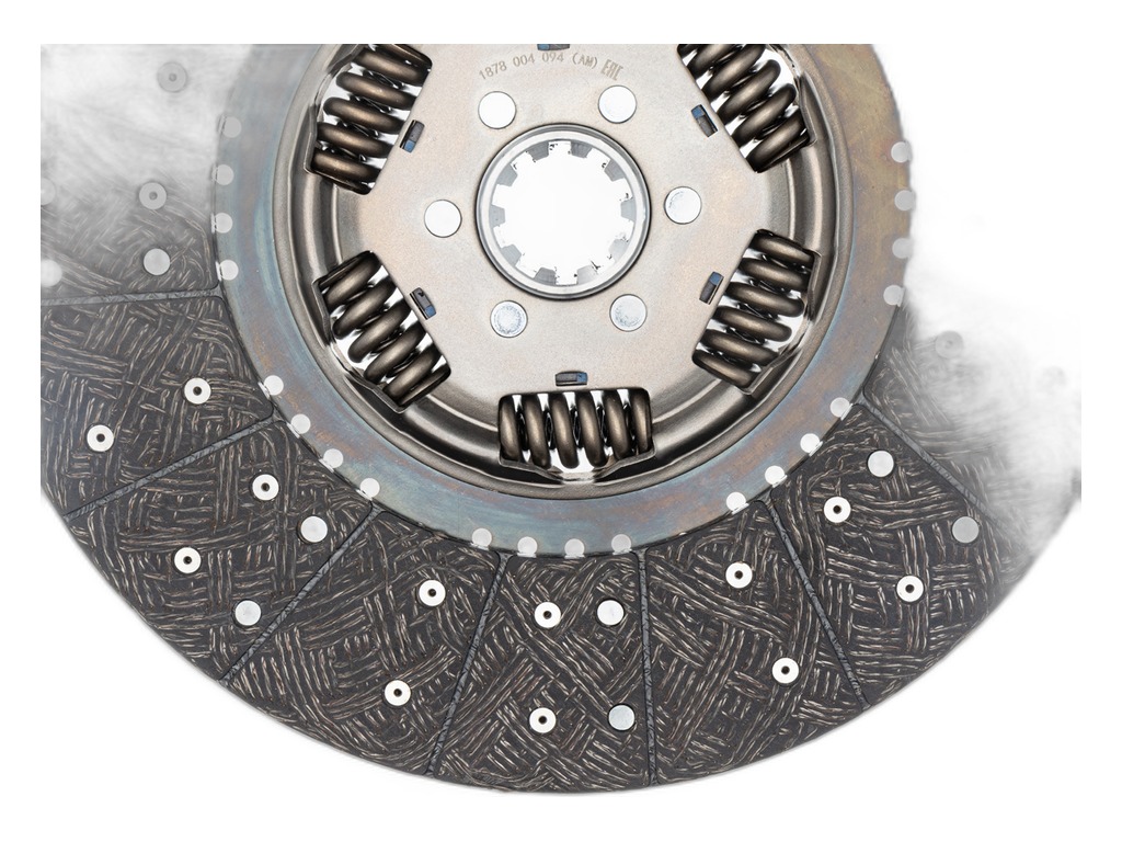 Диск сцепления ведомый КАМАЗ 4308, 43253, 43255, 43505 дв.Cummins 6ISBe 185, 210/MF 395, с КПП ZF S6-1000/141, 142, 144, 152, MF-395, шлицами 44х36мм. (АМ-28-050, А 685 250 12 03, 6С46-7550-АА, 1878004109, 1878007210, 6463ST, 130094, 4936134, 1878035101, 4942719, 5399705, 391878004109) АВТОМАГНАТ, артикул 1878004094 (АМ) — фото автозапчасти