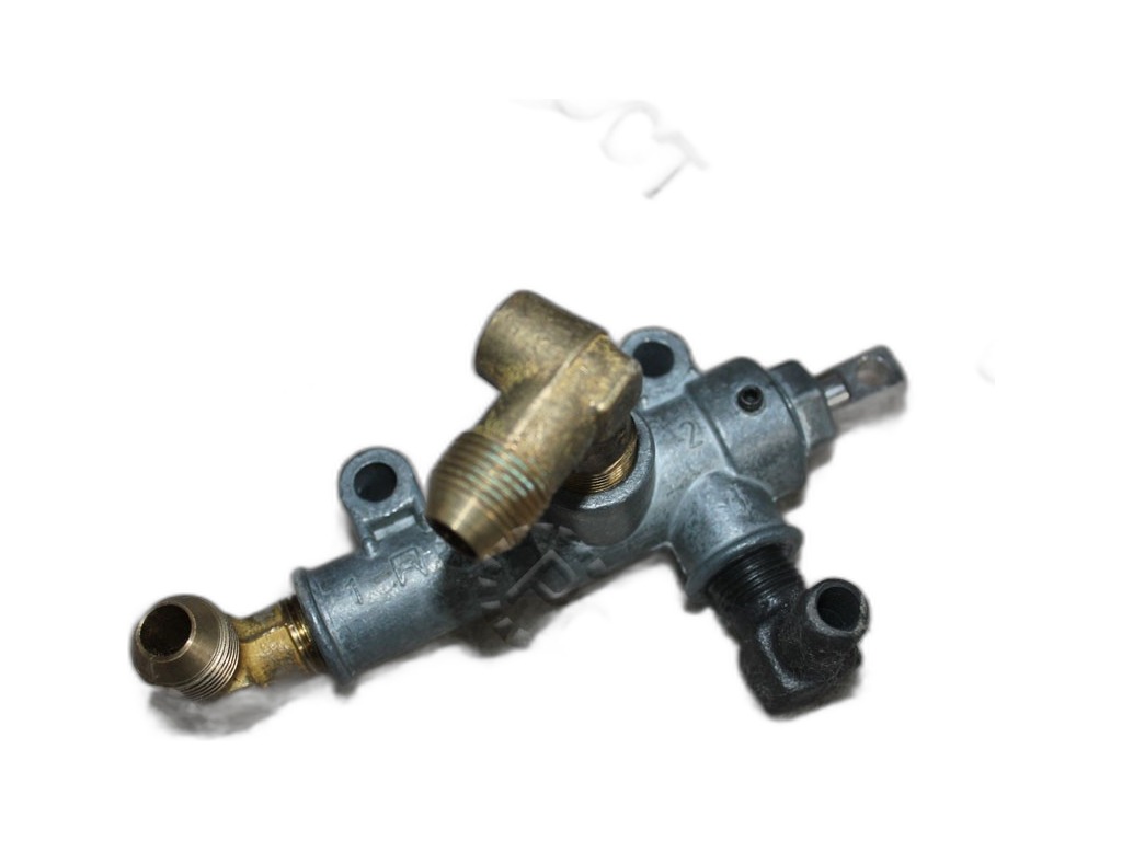 Кран управления давлением накачки шин ГАЗ-33081, артикул 33081-3122010-10 — фото автозапчасти