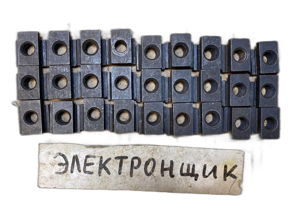 Колодка соединит. 3-х конт., серии 1.5мм. гнездо, герметичная IP66/67, к-т с клеммами и уплотнителями под 0,50-1,00мм. кв., без проводов Автоэлектроника, г. Тверь, артикул 7031.20(КТ) — фото автозапчасти
