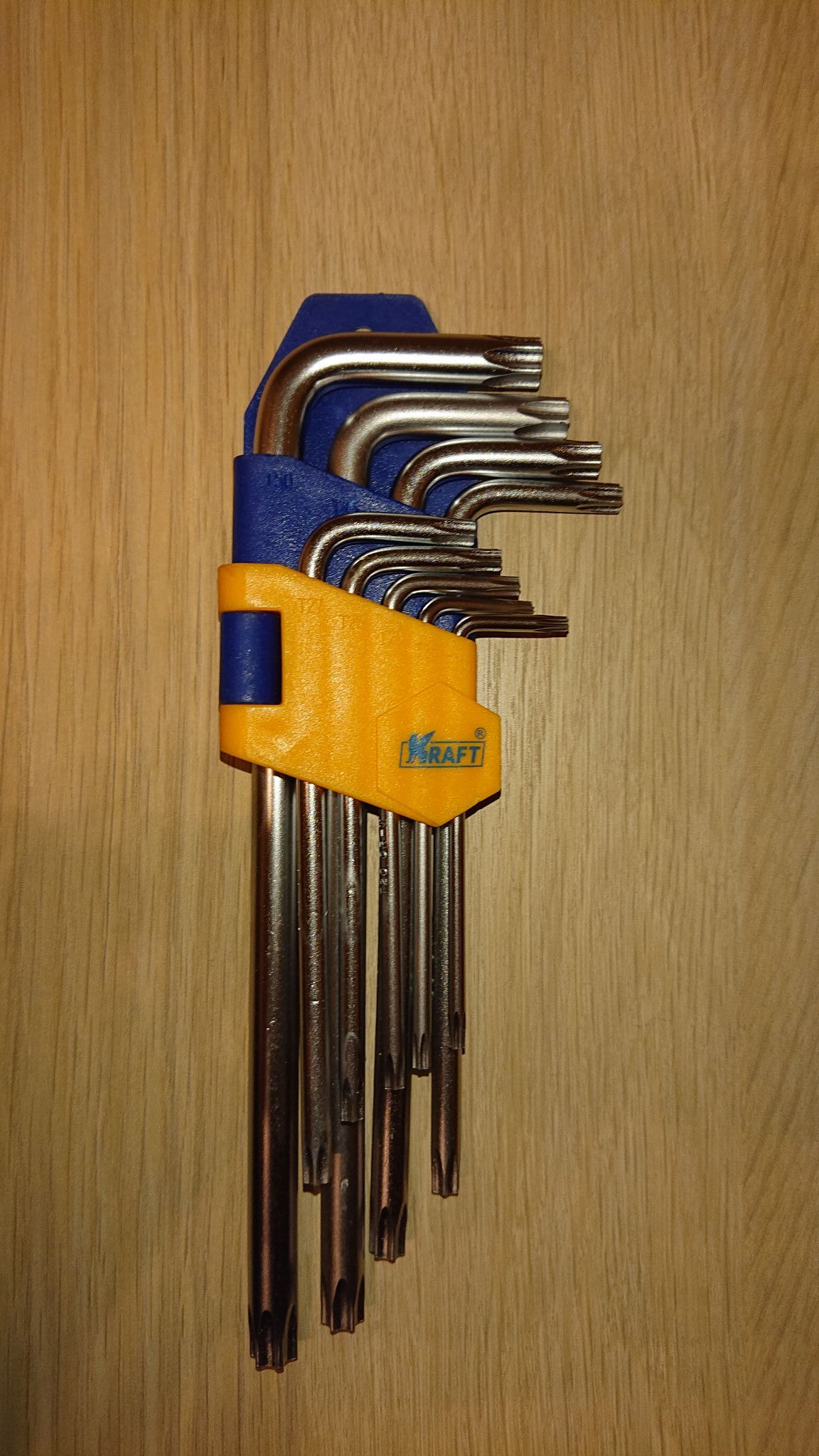 Ключи торцевые torx Г-образные, (набор 9 шт). KT 700566 "KRAFT" — фото автозапчасти