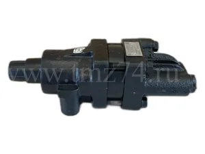 Насос ГУР FAW J6 3310, резьба М30х1,5, 18х1,5мм., чугунный (3407020-74A/3407020AM00-B82A), артикул М3407200-02