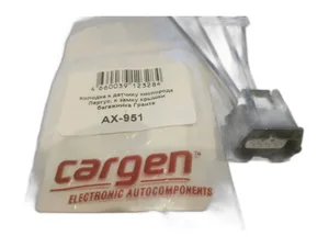 Колодка соединит. 4-х конт., разъём 7283885330 (4pin), замка крышки багажника с электроприводом; датчика кислорода; камеры заднего вида ВАЗ 2190-2191 Гранта, LADA Largus, Vesta, X-Ray, Renault Duster, Kaptur (7283-8853-30, 8200547283, 21900560601010, 226A41772R, 284426613R, АХ951), артикул AX951