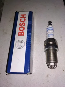 Свеча зажигания CITROËN, DACIA, FIAT, INFINITI, NISSAN, PEUGEOT, RENAULT, VAG (7447), артикул 0 241 240 609