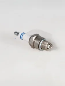 Свеча зажигания ГАЗ, УАЗ дв. 402, 410, 417, 421, CITROEN, PEUGEOT, HONDA, MERCEDES, RENAULT, SUZUKI, VW, YAMAHA, артикул 0 242 229 657