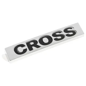 Орнамент ВАЗ "CROSS" крышки багажника LADA LARGUS Cross — ракурс 1