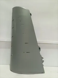 Правая боковая крышка панели оттаивания, артикул .L1535072601A0