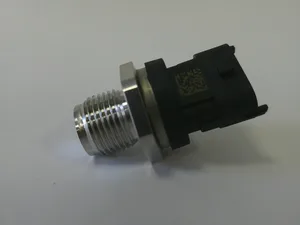 Датчик давления топлива в рампе ГАЗ, ПАЗ, ММЗ, КАМАЗ., артикул SM.0281002937